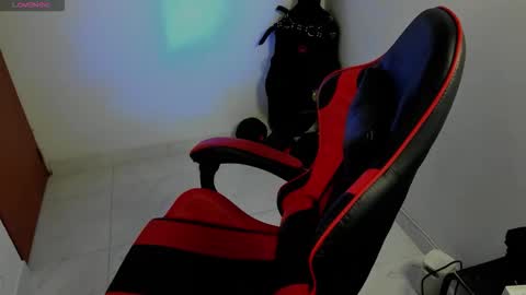 Snapshot of lillith_777 chatting on September 18, 12:45 am lillith_777 online show from September 18, 12:45 am