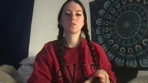 lillstephanie online show from September 10, 12:10 am