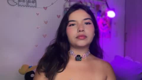Snapshot of lilly_kinky chatting on May 4, 1:56 am Lilly online show from May 4, 1:56 am