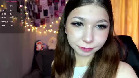Snapshot of lilly_lilithh chatting on June 28, 3:12 am Lilith online show from June 28, 3:12 am