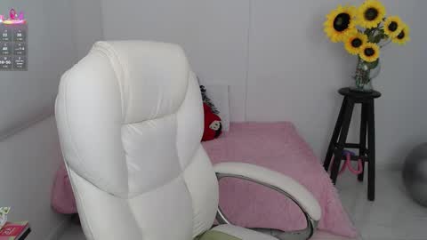 Lilly online show from September 22, 1:24 pm