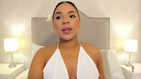 Snapshot of lilly_williamss chatting on May 9, 9:09 pm Lilly online show from May 9, 9:09 pm