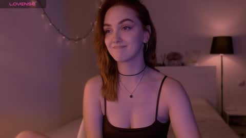 LillyFarey online show from September 14, 6:07 pm