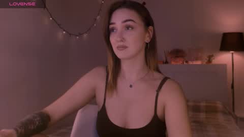 LillyFarey online show from October 6, 4:59 pm