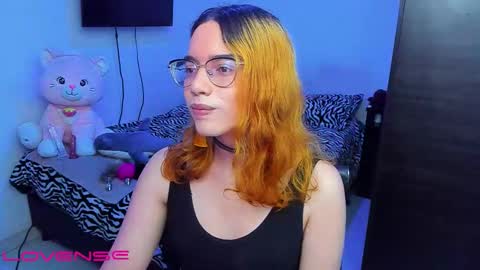 Lilly3 online show from October 26, 12:16 am