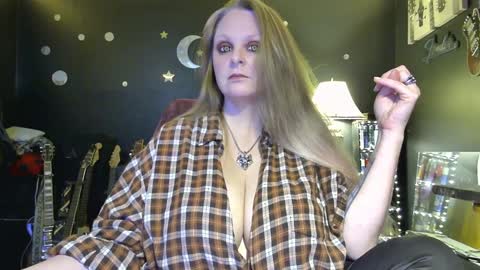 Lillyth Eden online show from December 29, 6:03 am