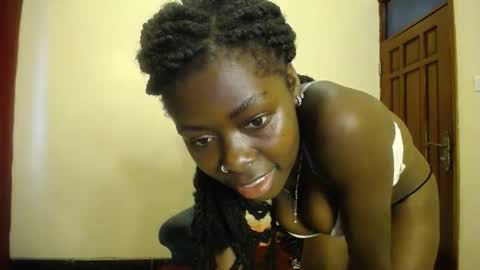 Snapshot of lilmystic_lola chatting on November 12, 2:50 pm Chelsea online show from November 12, 2:50 pm