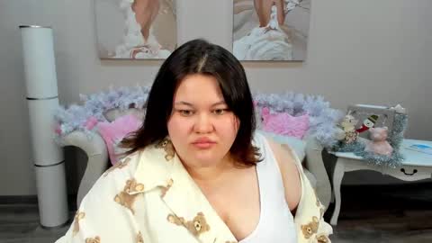 LiloLewins online show from January 8, 9:32 am