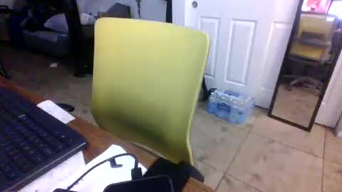 lilpackage69 online show from December 4, 2:43 am