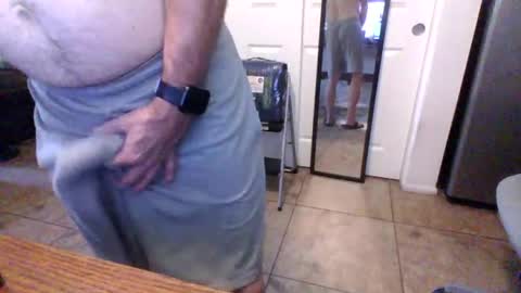 lilpackage69 online show from June 15, 10:01 pm