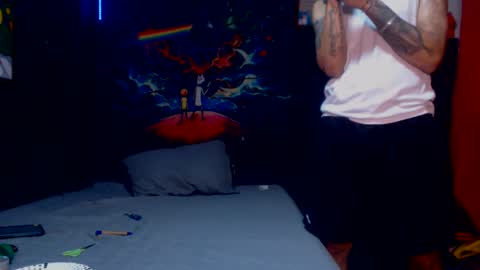  ONLYFANS   online show from December 31, 9:21 am