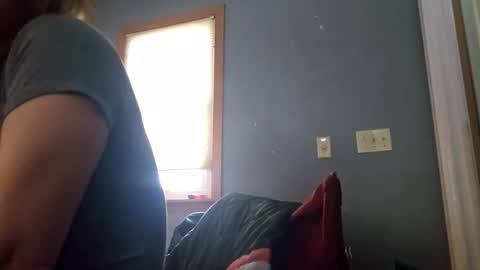 lilsirens11ut online show from December 17, 6:14 pm