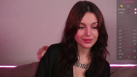 lilsluttyprincess online show from December 19, 8:23 pm