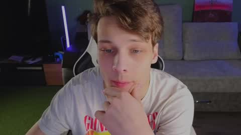 lilteddyboy online show from March 22, 6:22 pm