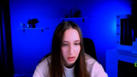 lilu_pink online show from October 3, 12:46 pm