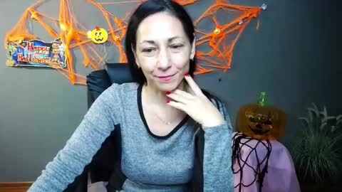 lilugrants online show from October 23, 7:23 pm