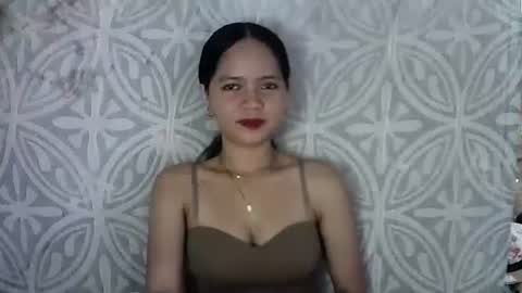 lily_2003 online show from November 18, 3:56 am