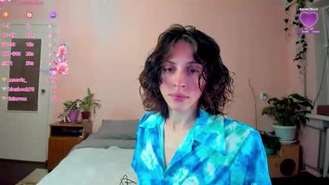 LILY online show from September 28, 2:11 pm