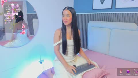 Snapshot of lily__star chatting on April 27, 3:04 am lily online show from April 27, 3:04 am