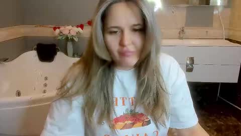 Lily online show from March 20, 5:45 am