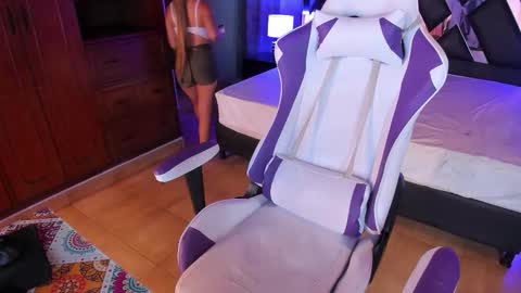 LILIANA  online show from October 26, 1:28 pm