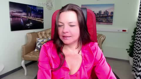 Lily online show from June 6, 6:51 am