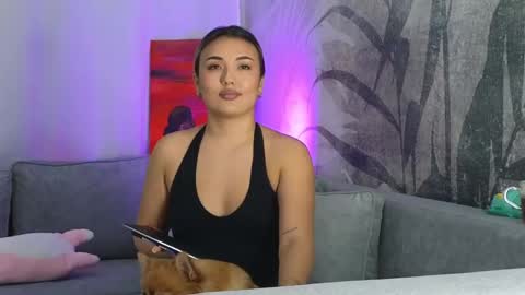 Lily online show from March 4, 1:49 pm