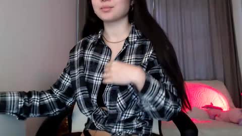 Snapshot of lily_litle chatting on October 30, 11:22 am Lily Litle online show from October 30, 11:22 am