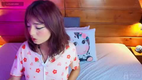 Lily  online show from July 12, 7:38 pm