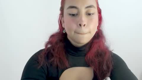 Lily Roberts online show from December 20, 3:13 am