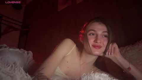 Sophie online show from September 13, 7:02 pm