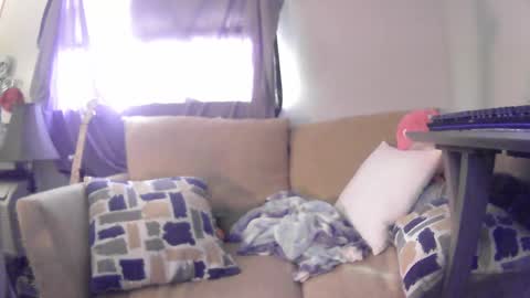 Snapshot of lilybvixen chatting on October 18, 2:07 pm lilybvixen online show from October 18, 2:07 pm