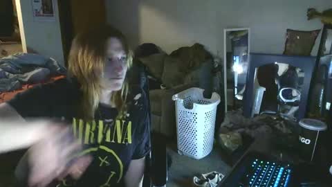 Snapshot of lilybvixen chatting on April 21, 2:37 am lilybvixen online show from April 21, 2:37 am
