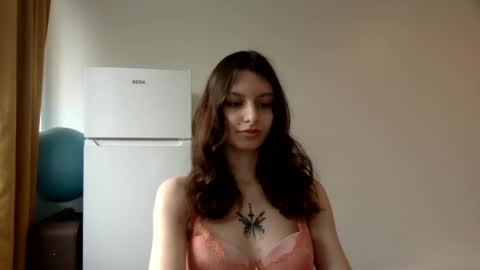 Snapshot of lilycandy_ chatting on March 12, 7:24 am lilycandy_ online show from March 12, 7:24 am