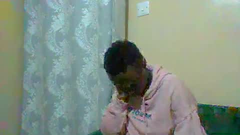 lilycute19 online show from February 25, 8:40 pm