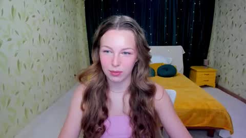Snapshot of lilyeblake chatting on February 13, 11:39 am lilyeblake online show from February 13, 11:39 am