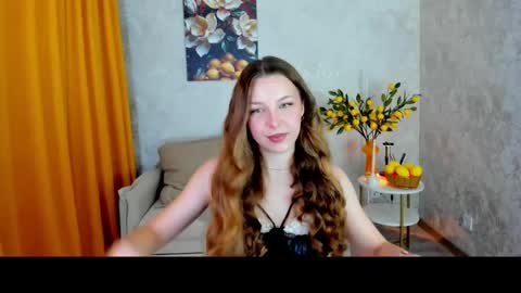 lilyeblake online show from April 15, 7:58 pm
