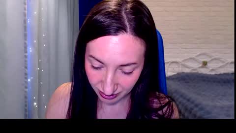 Lily online show from February 10, 8:51 am