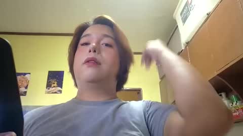Snapshot of lilysette chatting on May 22, 8:32 am lilysette online show from May 22, 8:32 am