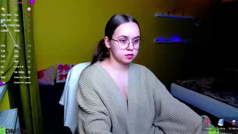 Lily online show from January 12, 4:45 pm