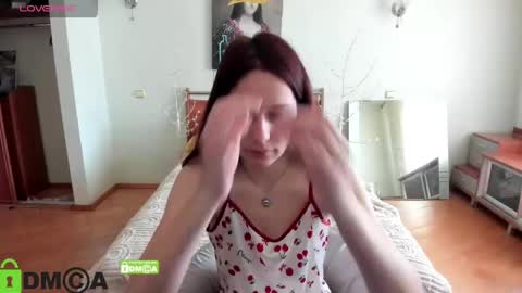 Hi Im Lily online show from April 20, 8:06 am