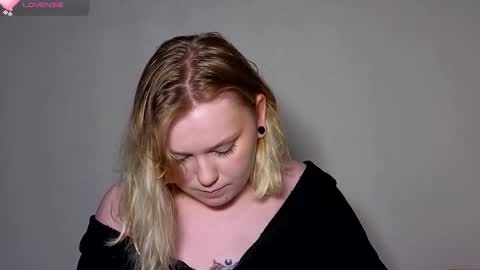 lime cat online show from September 22, 8:33 pm