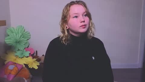 lime cat online show from October 9, 1:03 am