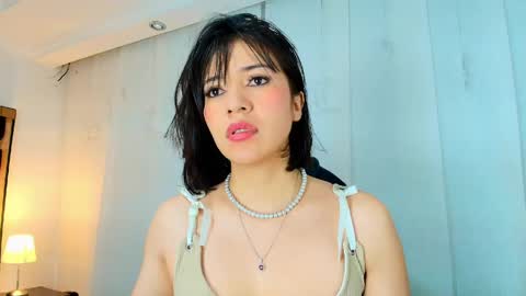  Lina Bedoya  online show from June 4, 11:38 am