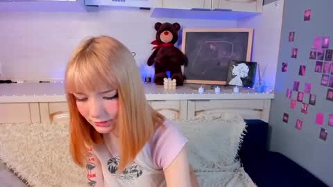 Lina blueeyed    GMT3 1100-1700 Mon Wed Thu Sat Sun online show from January 31, 6:35 am