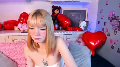 Lina blueeyed    GMT3 1100-1700 Mon Wed Thu Sat Sun online show from February 10, 8:09 am