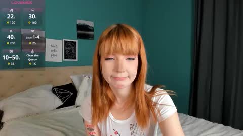 Lina blueeyed    GMT3 1100-1700 Mon Wed Thu Sat Sun online show from October 3, 9:17 am