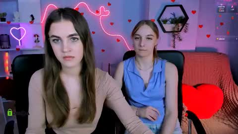 Snapshot of lina_fox12 chatting on March 18, 1:25 pm lina_fox12 online show from March 18, 1:25 pm