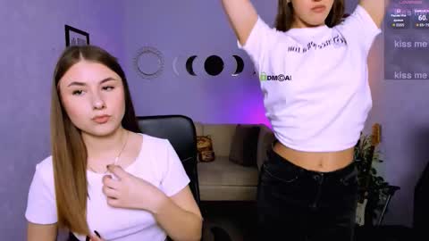 Snapshot of lina_fox12 chatting on March 30, 2:07 pm lina_fox12 online show from March 30, 2:07 pm