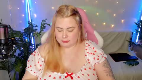lina_linx online show from January 16, 9:40 pm